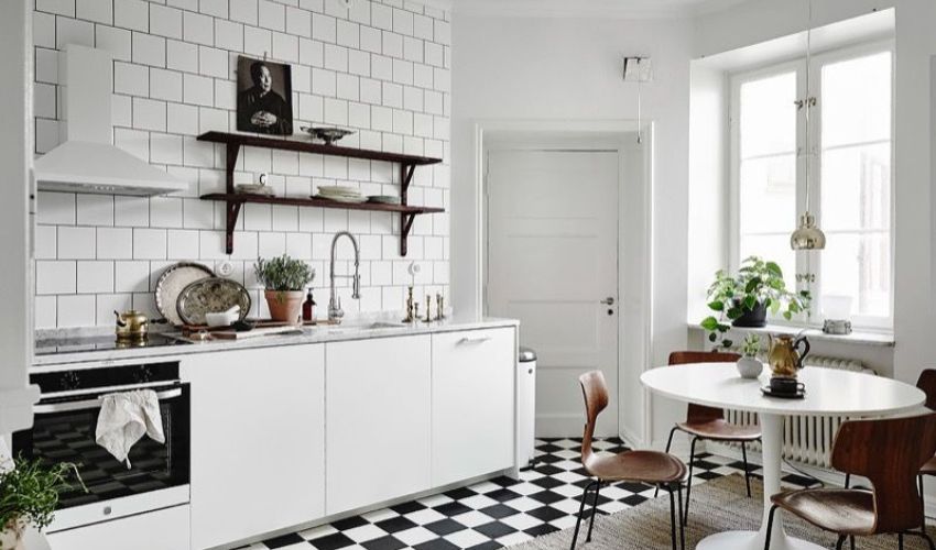 Inspirasi Lantai Keramik dengan Pola Papan Catur untuk Ruang Anda